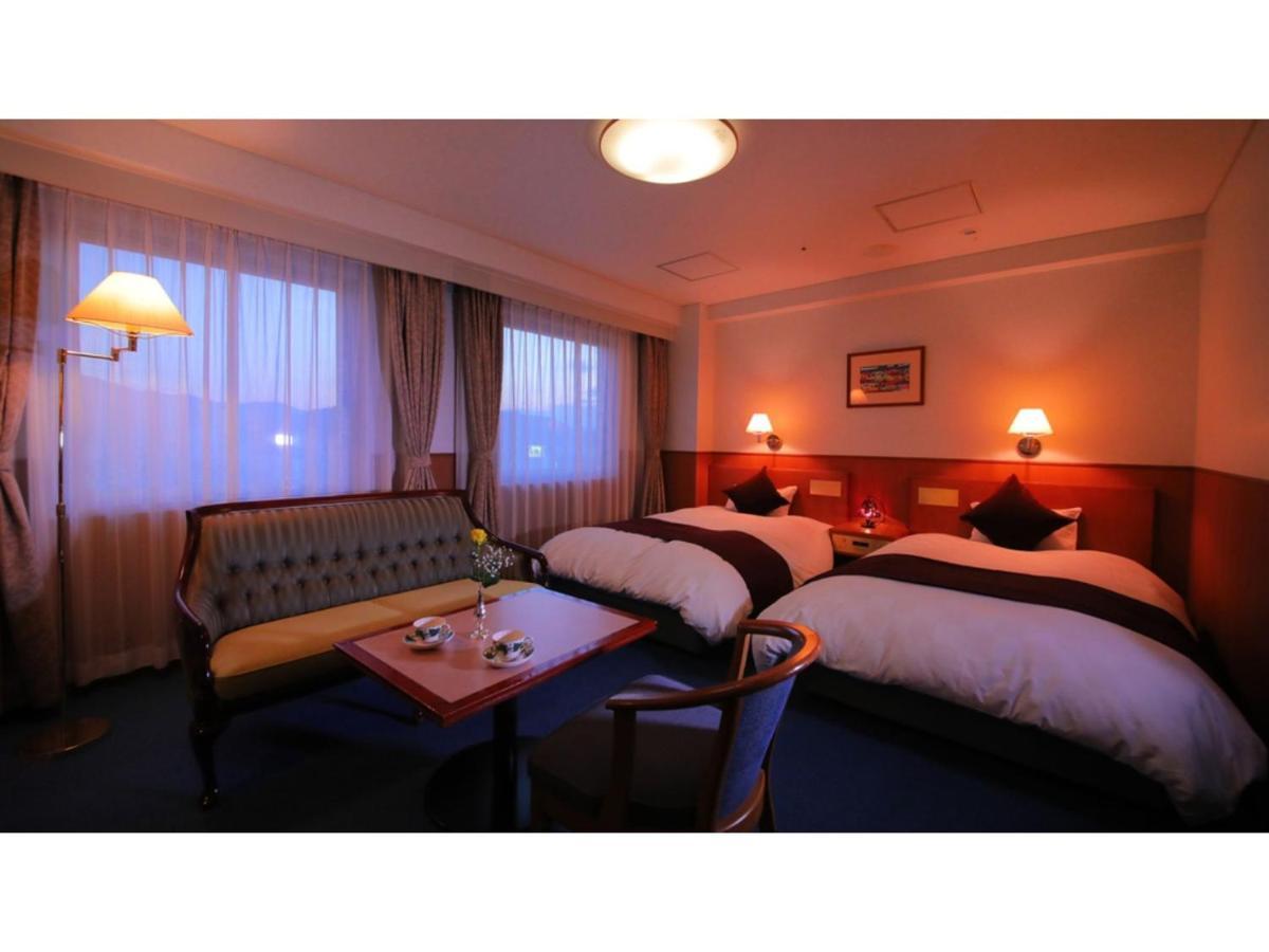 Pearl Pier 3* Ise