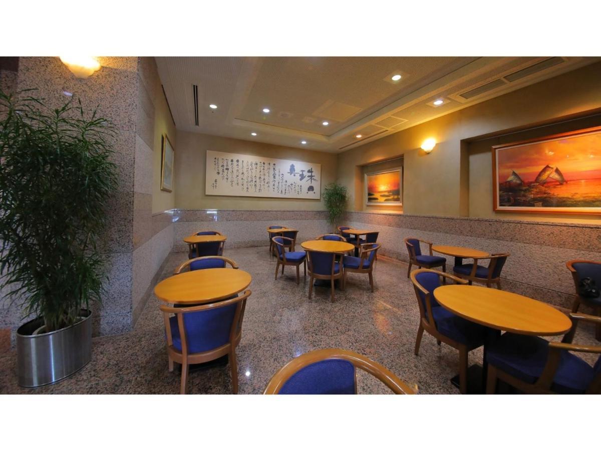 Pearl Pier Hotel