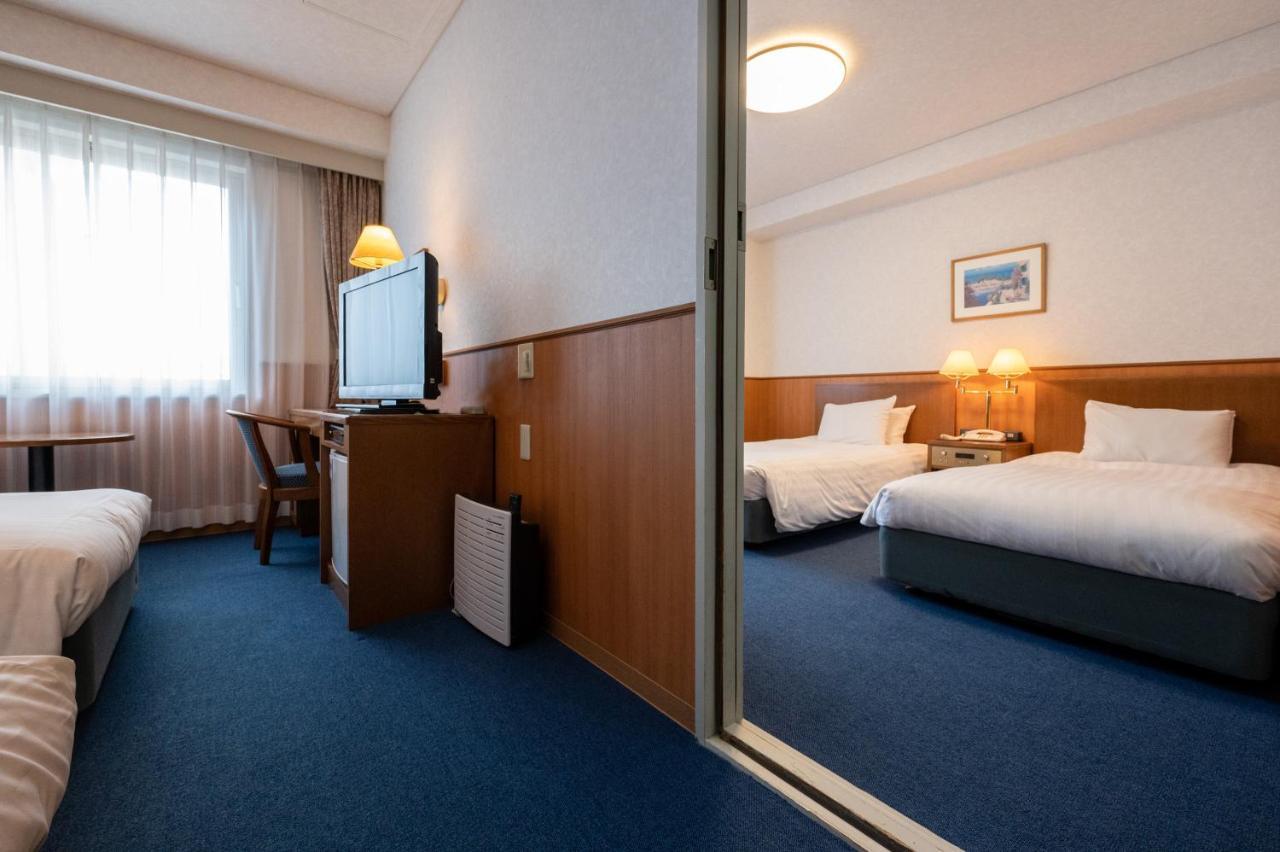 Pearl Pier 3* Ise