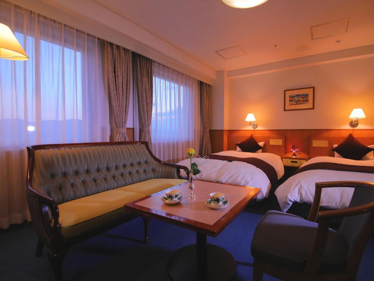 Pearl Pier Hotel 3*
